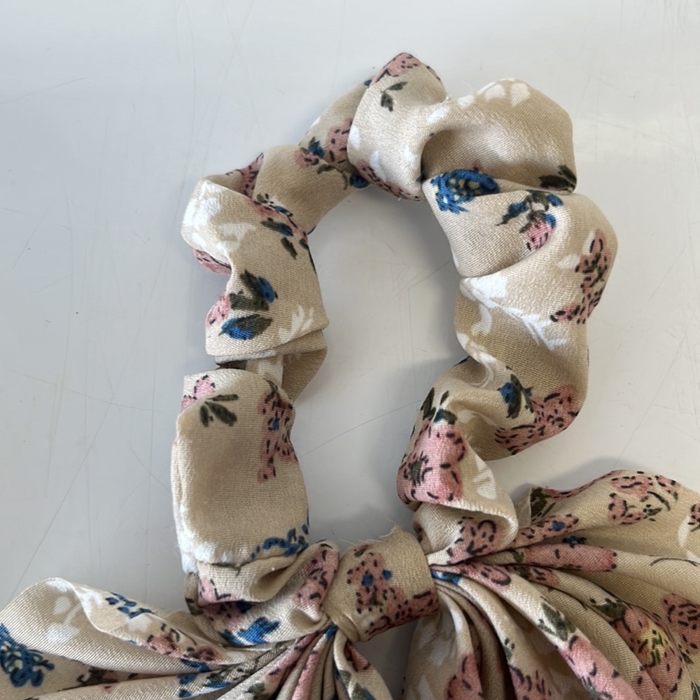Scrunchie Hair Ribbons - Picture 2 of 4